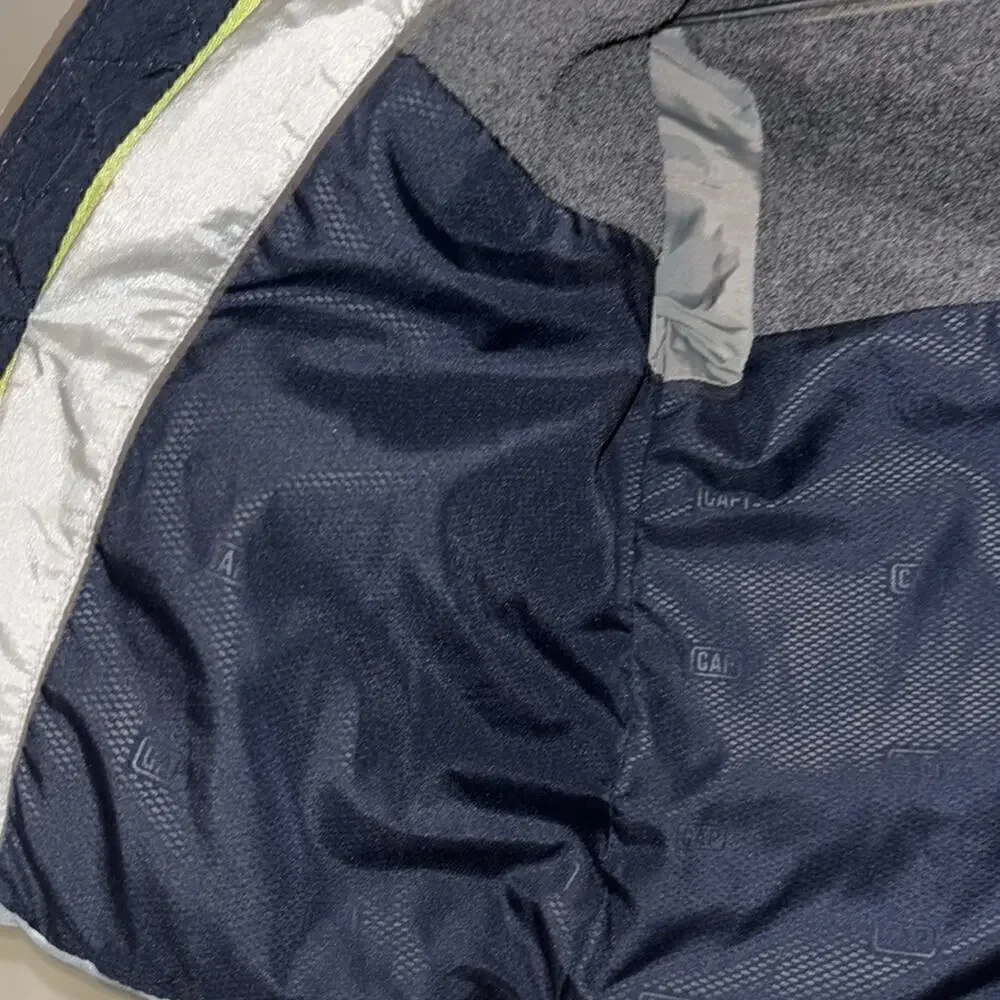 BabyGap boys gray hooded puffer jacket size 18-24 months